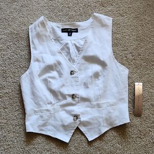 Almost Famous White Button Down Suit Vest Linen Like Sz M NWT Minimalist Classic